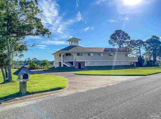 4758 Bayside Dr, Milton, FL 32583