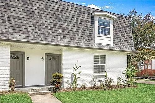 1st image of 107 Harrison Ave