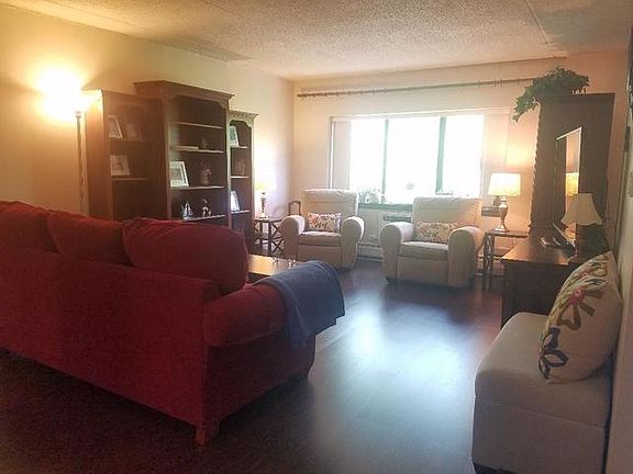 2nd image of 835 Pearson St APT 503