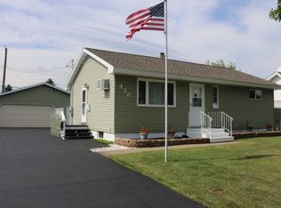 428 Andover Rd, Hoyt Lakes, MN 55750