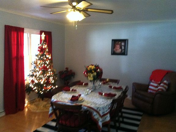 Front room, living or dining