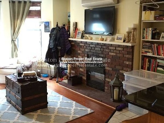 497 Beacon St. #1 Boston - Back Bay Unit Photo 2