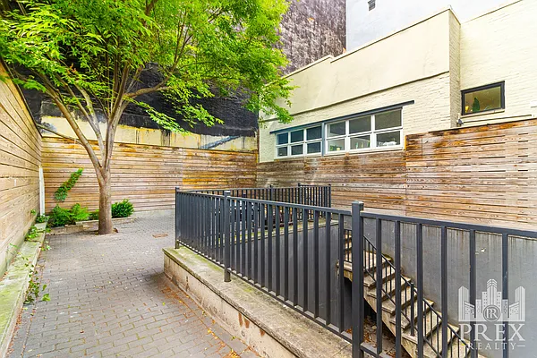 Rented by PREX Realty Corp | media 2