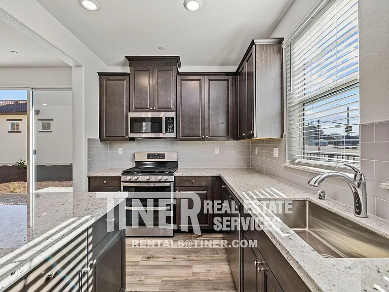 7941 Titan Dr — Photo 20