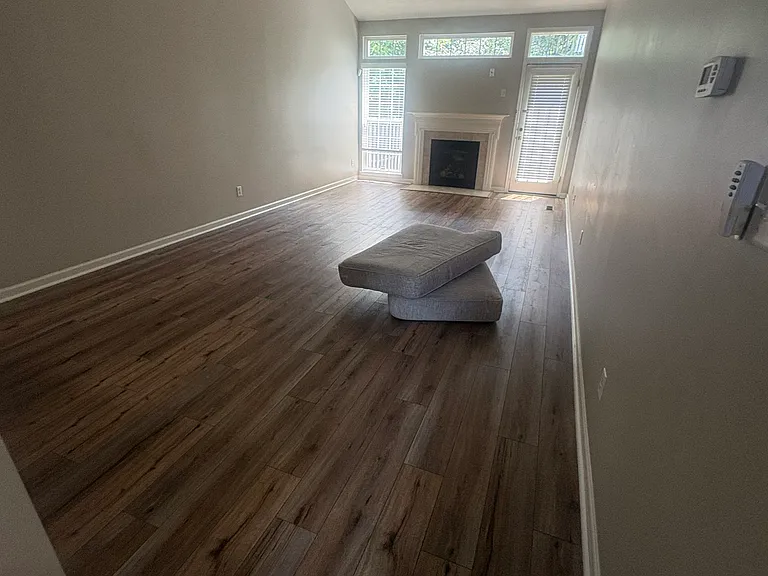 3839 Taft Ave — Photo 4