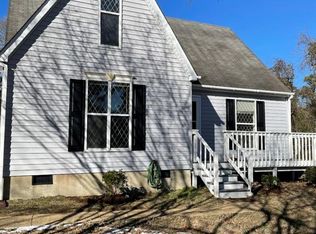 1996 Village Dr, Hayes, VA 23072