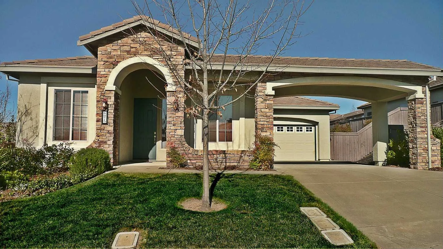 6075 Brogan Way photo 1