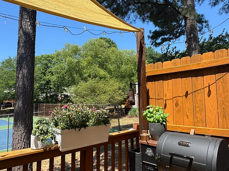 7713 Crown Crest Ct — Photo 25