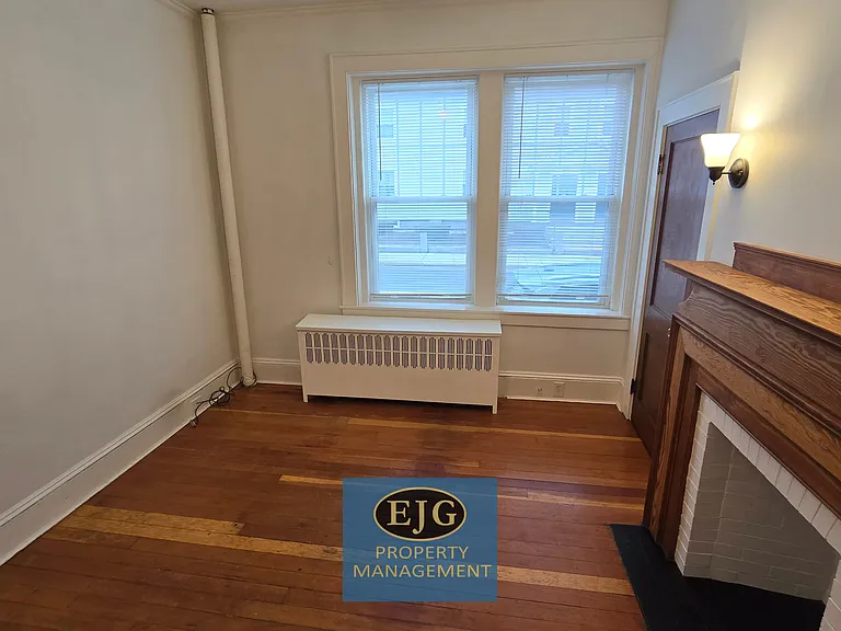 42 N State St #1 — Photo 6