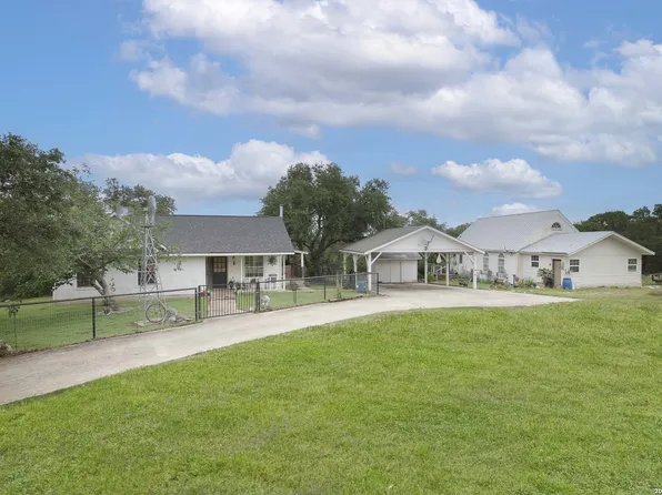 4521 Laurie Michelle Road, San Antonio, TX 78261