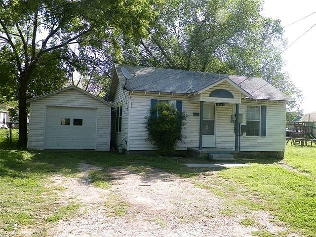 1st image of 1223 Fisher St #A