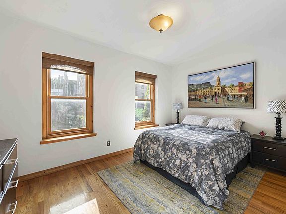 4th image of 430 Waverly Ave #3