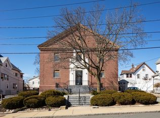 14 Locust St #2C, Everett, MA 02149