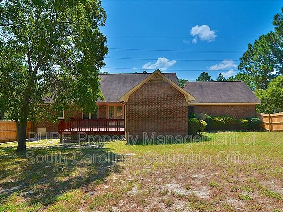 4th image of 517 Sparkleberry Ln