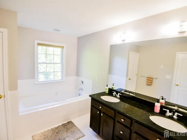 122 Morgan Way — Photo 22
