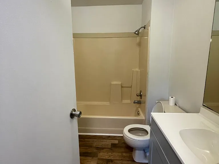 109 Oliver Street — Photo 16
