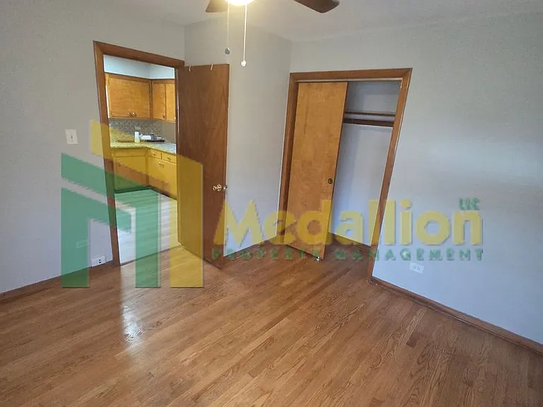 9307 S Indiana Ave — Photo 13