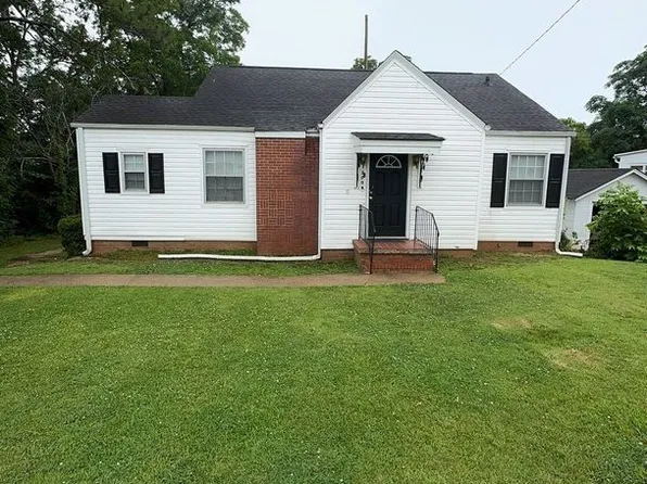 2004 40th St, Valley, AL 36854