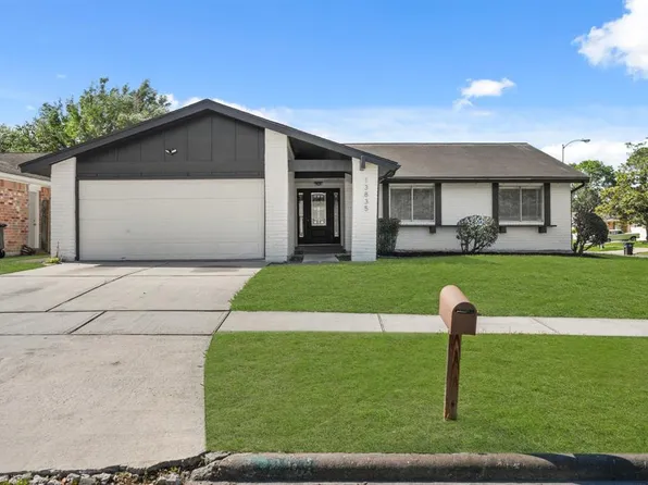 13835 Templar Lane, Sugar Land, TX 77498