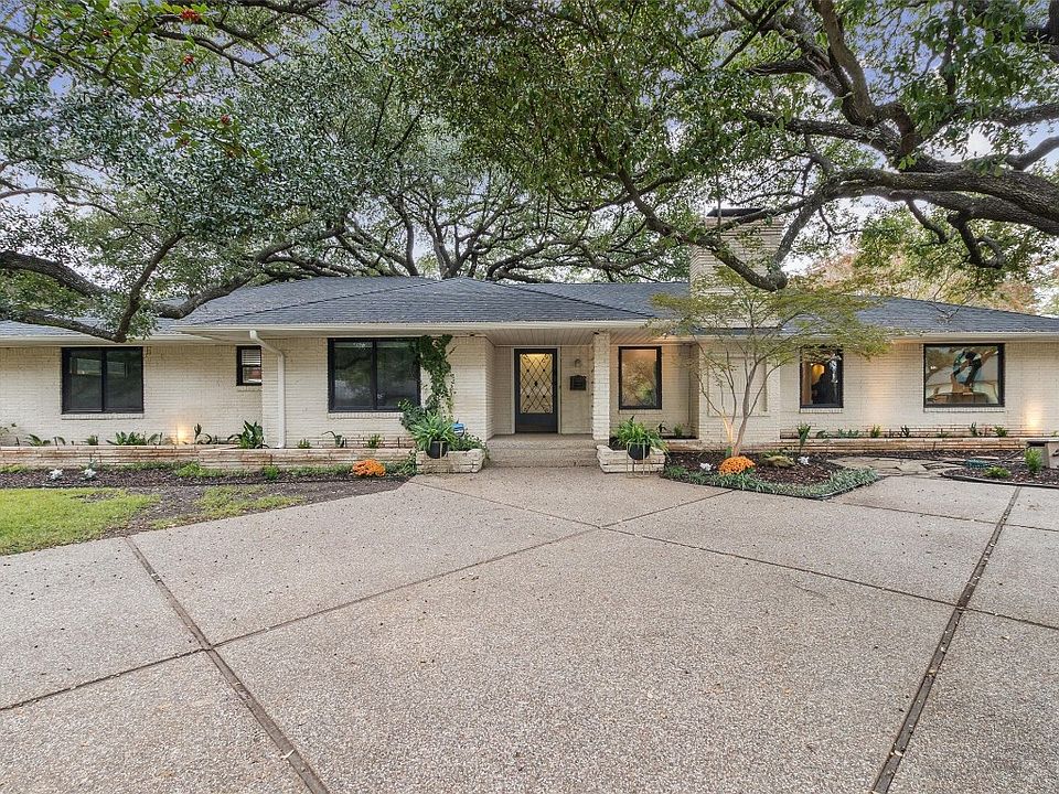 1st image of 11327 Crest Brook Dr
