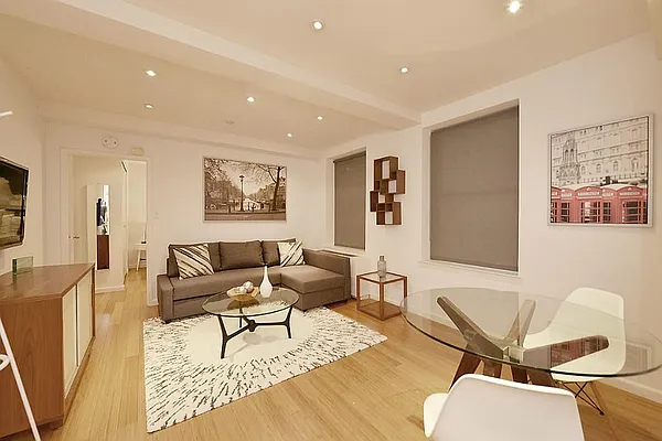 Rented by Global Realty Opportunities | media 23