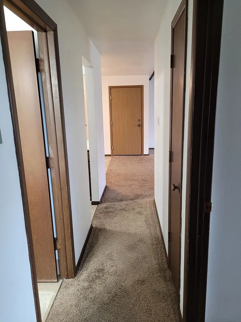 2500 Wilson Ct — Photo 4