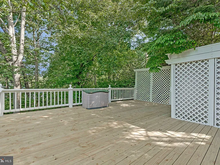 10034 Scenic View Ter — Photo 63