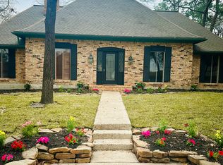 103 Wroxton Dr, Conroe, TX 77304