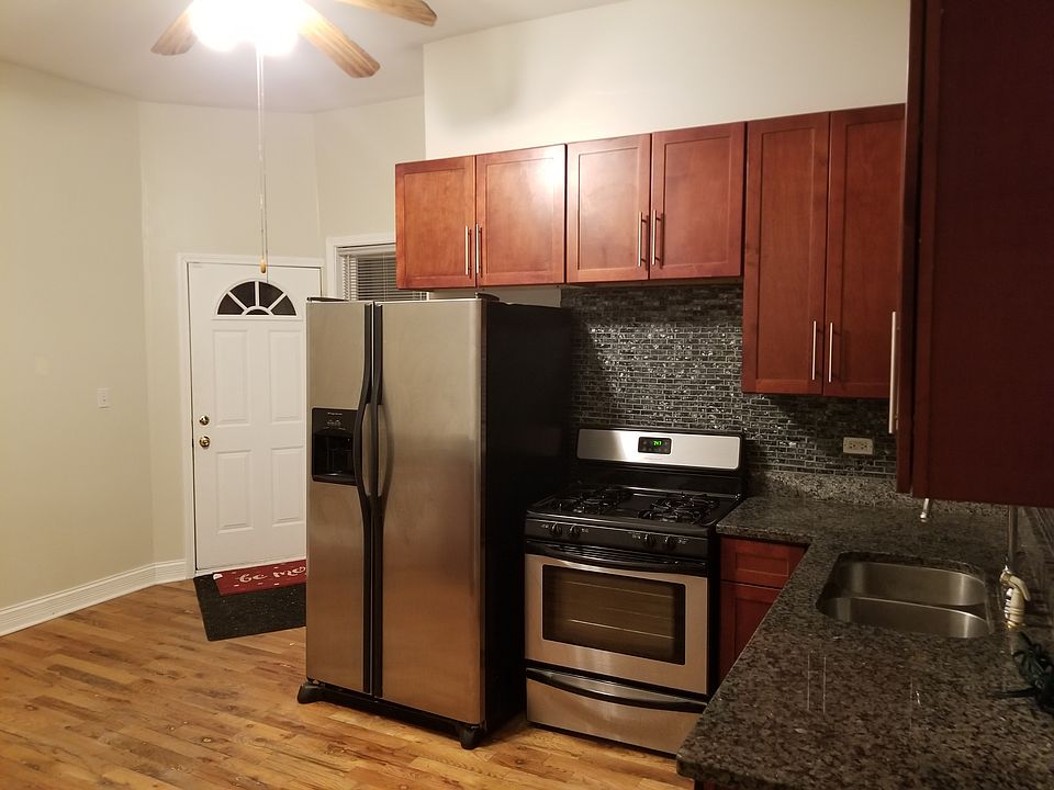 1st image of 4409 S Michigan Ave APT 1