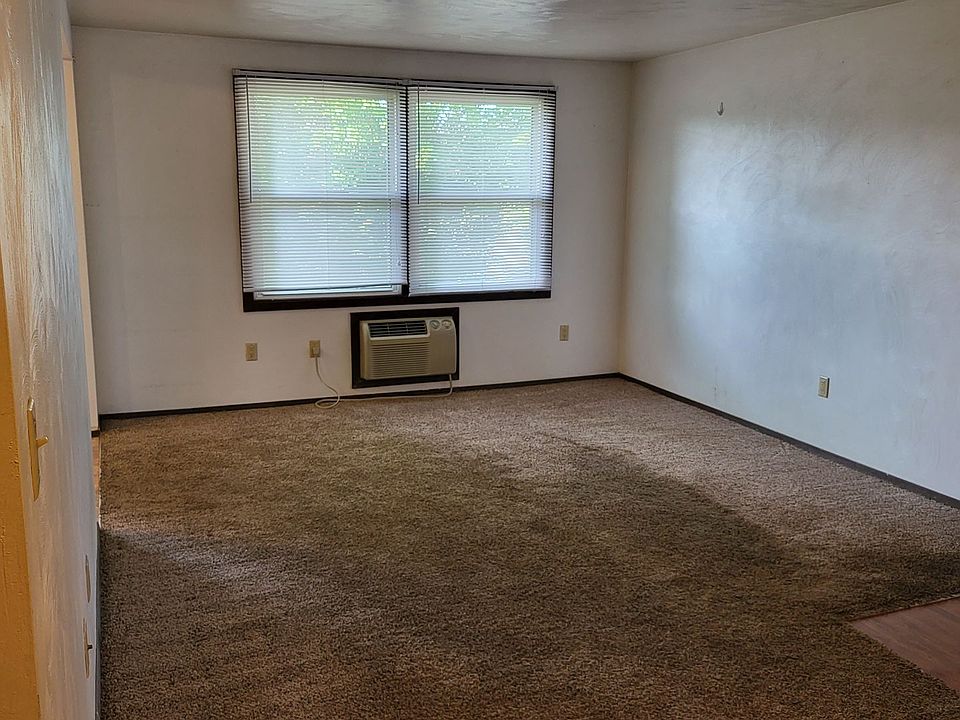 North Aire Apartments 1200 University Dr WI Zillow