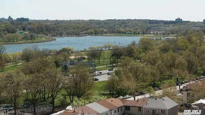 Sold by EZ Sell Realty | media 17