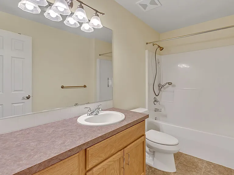1216 S Brookside Ter — Photo 14