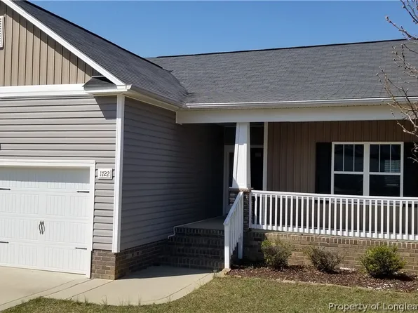 1722 Zion Dr, Fayetteville, NC 28301