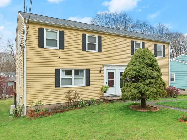 59 Juniper Road #59, Bethel, CT 06801