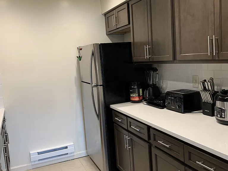 91 Hawthorne Ave #C — Photo 6