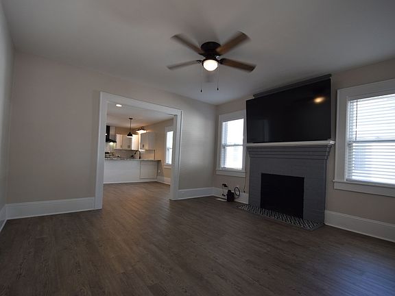 2nd image of 318 Bryan St