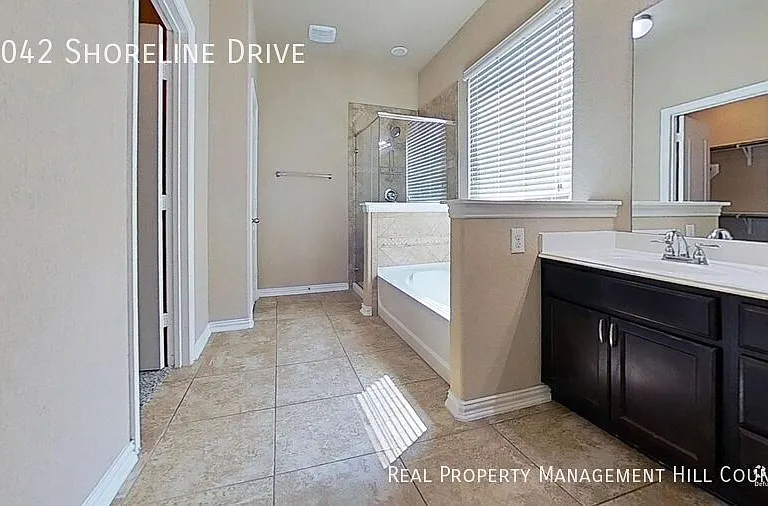 13042 Shoreline Dr — Photo 11