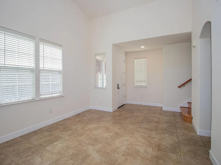 6239 Newhaven Ln — Photo 13