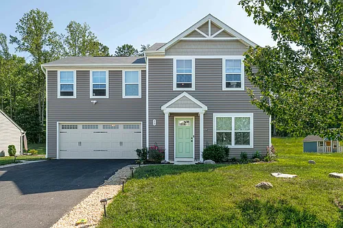 90 Mannie Ct Photo 1