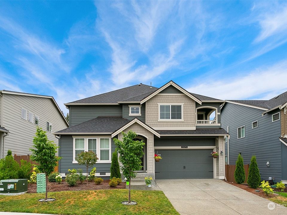 1st image of 15373 200th Avenue E #114