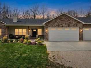 619 N Ethlyn Rd, Winfield, MO 63389