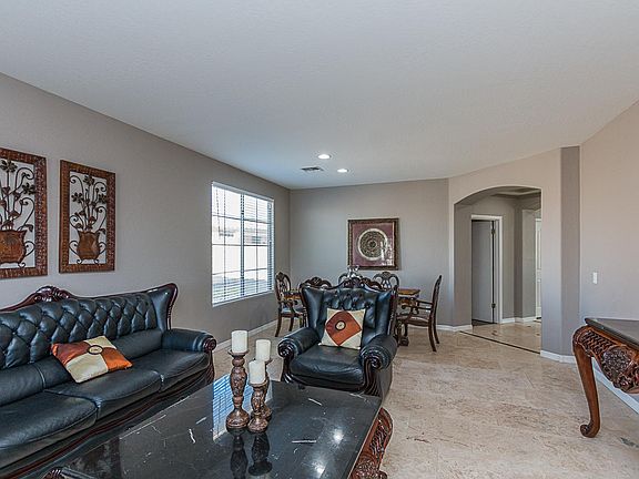 4th image of 3021 S 102nd Ln
