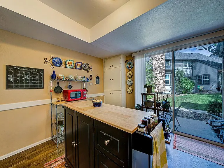 434 Cobblestone Dr — Photo 8