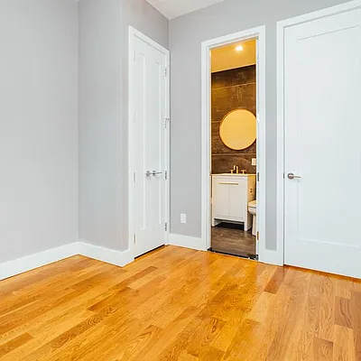 Rented by Nooklyn NYC LLC | media 26