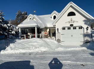1020 Woodward Ave, Iron Mountain, MI 49801