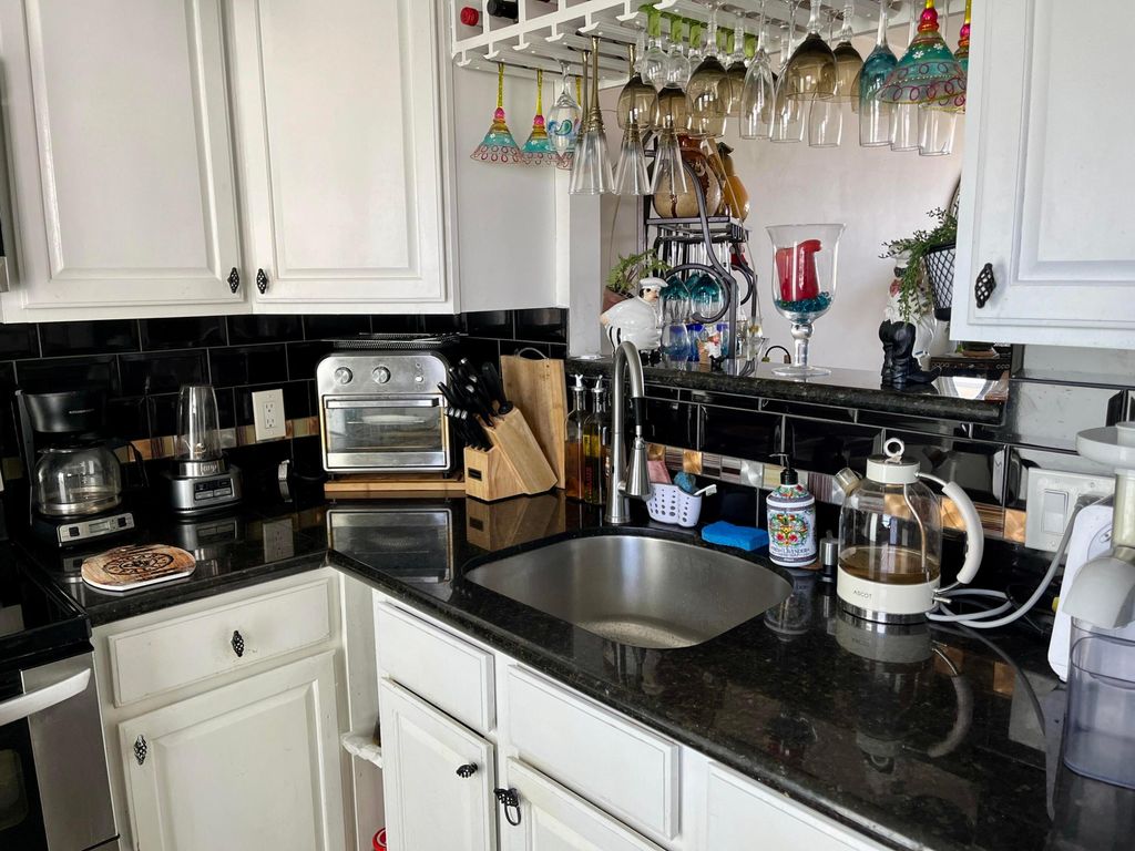 201 N Ocean Boulevard #302, photo 8