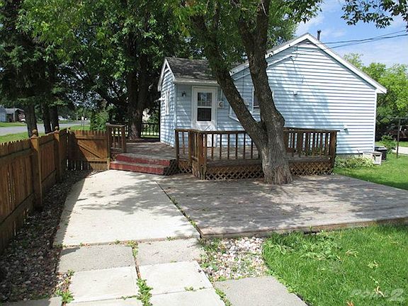 Gordon ext yard