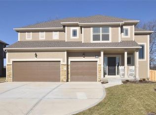 4520 NE 105th St, Kansas City, MO 64156