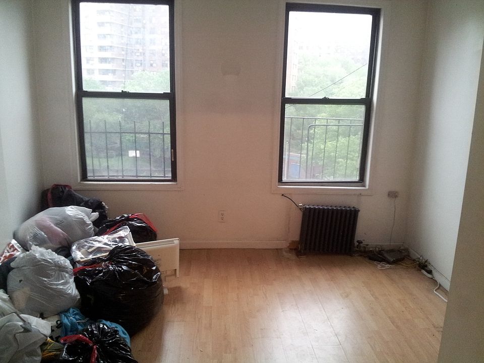 1st image of 27 Essex St APT 4A