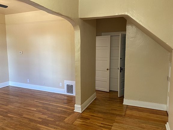 2nd image of 208 E Uintah St #102